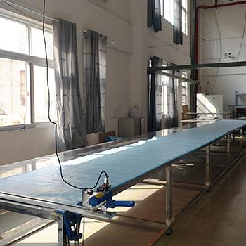 裁剪操作臺(tái)面